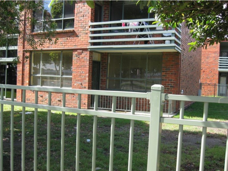 2/124 Wellington Road, Clayton VIC 3168