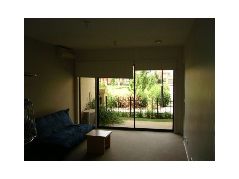 1/1 Greenfield Drive, Clayton VIC 3168