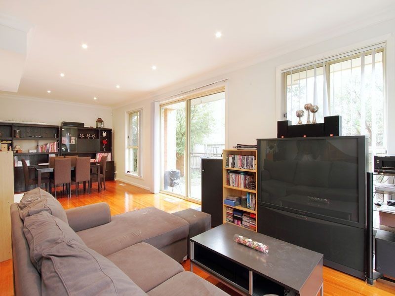 21 Panorama Street, Clayton VIC 3168