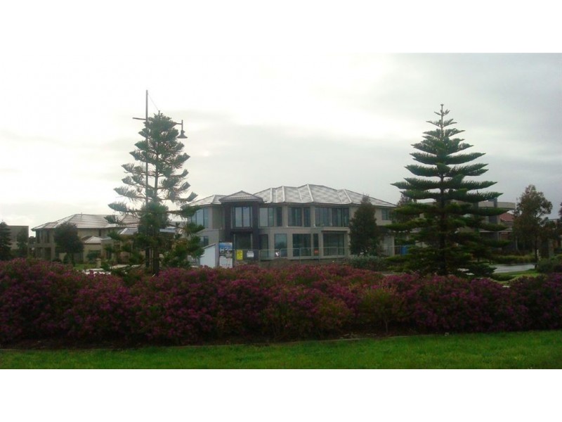 11 Barmah Place, Waterways VIC 3195