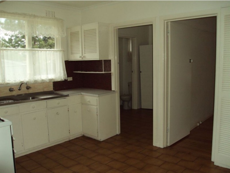 22 Outlook Road, Mount Waverley VIC 3149