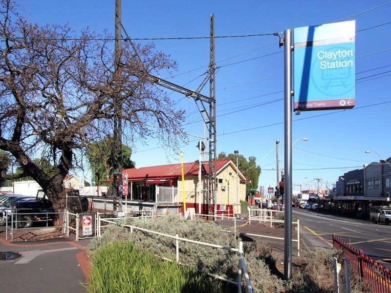 30 Edinburgh Street, Clayton VIC 3168