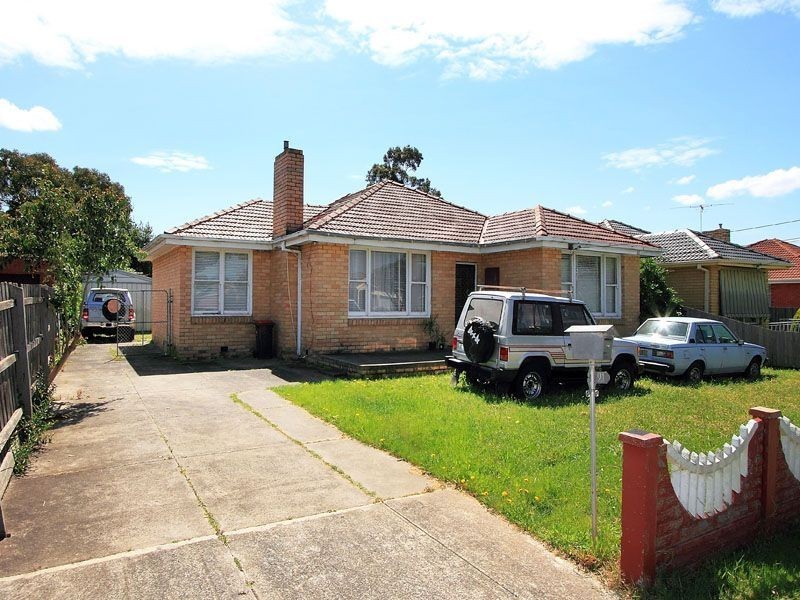 21 Dennis Street, Clayton VIC 3168