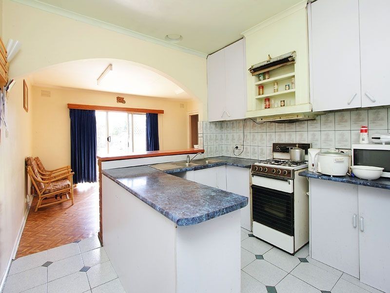 21 Dennis Street, Clayton VIC 3168