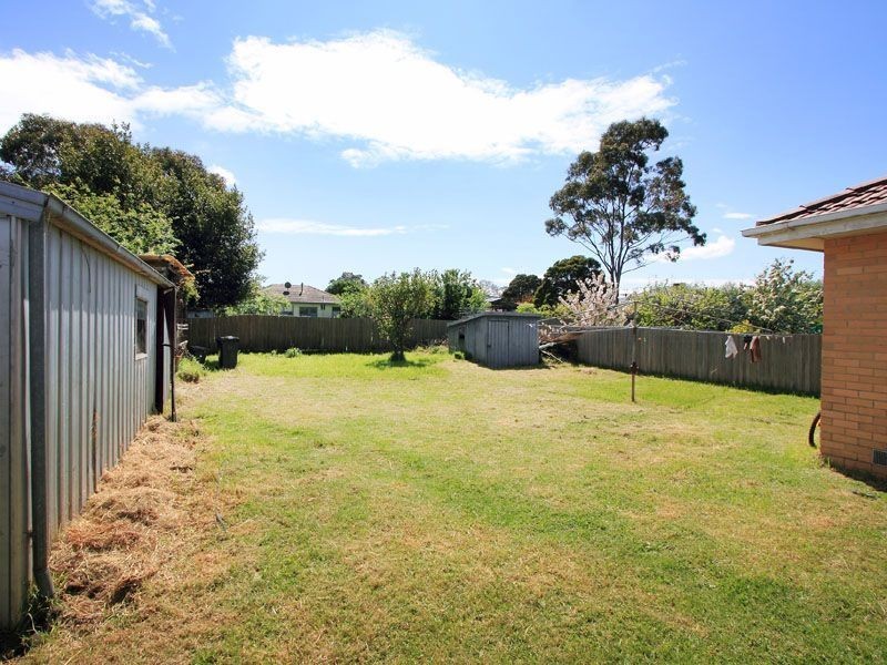 21 Dennis Street, Clayton VIC 3168