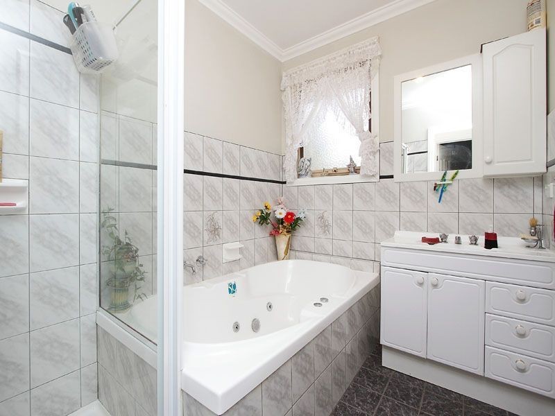 38a Leumear Street, Oakleigh East VIC 3166