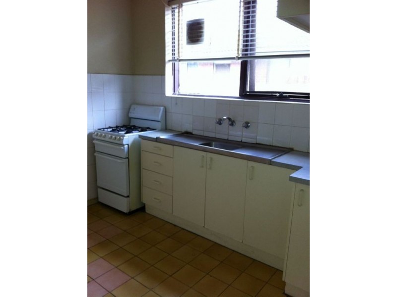 3/44 Oakes Avenue, Clayton South VIC 3169