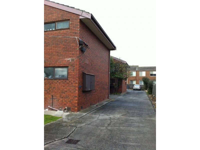 3/44 Oakes Avenue, Clayton South VIC 3169