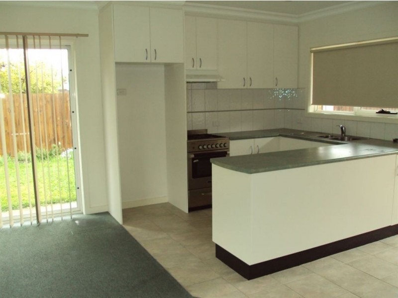 2/29 Murdo Road, Clayton VIC 3168