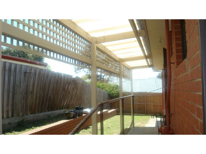 2/15 Railway Parade, Seaford VIC 3198