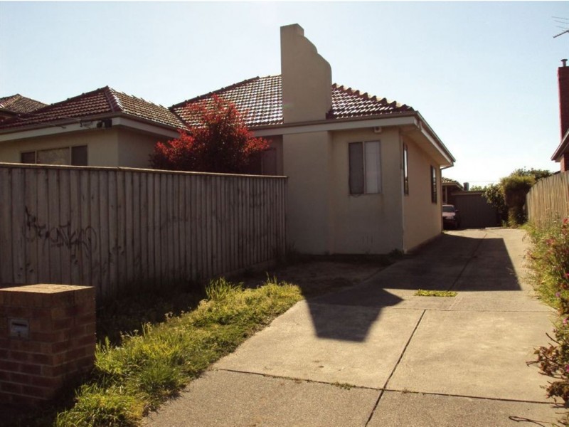 1/68 Kanooka Grove, Clayton VIC 3168