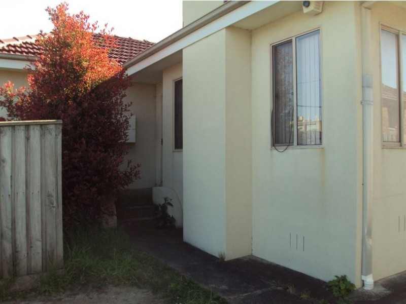 1/68 Kanooka Grove, Clayton VIC 3168