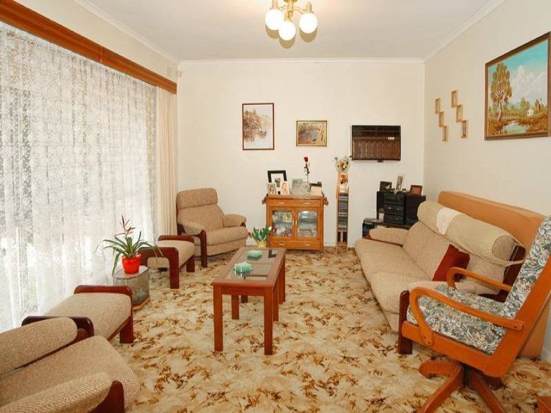 31 Harlington Street, Clayton VIC 3168