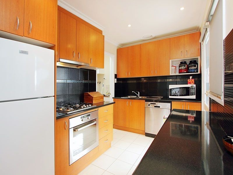 2/44 Tennyson Avenue, Clayton South VIC 3169