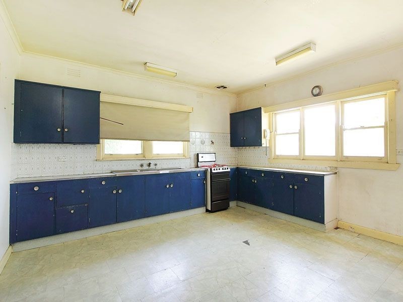 321-323 Kingston Road, Clarinda VIC 3169