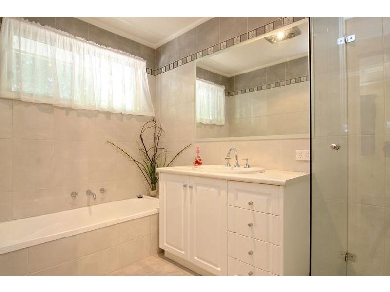 16 Rose Street, Doncaster VIC 3108