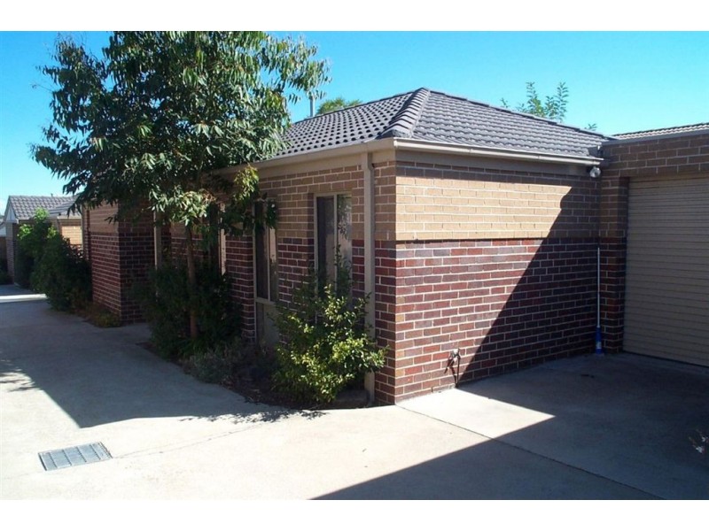 2/10 Manoon Road, Clayton South VIC 3169