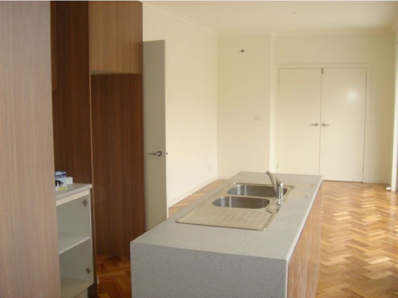 1/5 Morton Street, Clayton VIC 3168