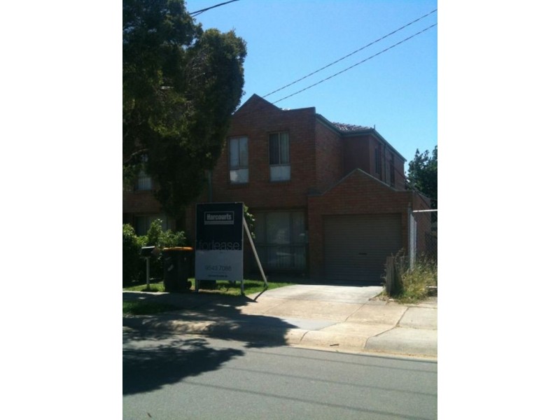 2/8 Arnott Street, Clayton VIC 3168