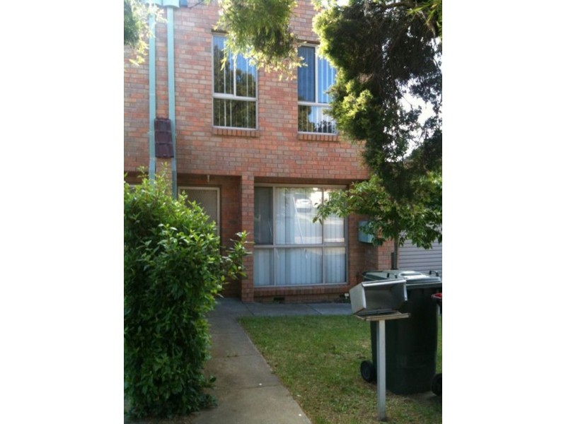 2/8 Arnott Street, Clayton VIC 3168