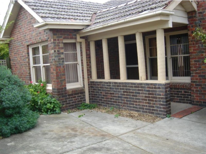 2/4 Evelyn Street, Clayton VIC 3168