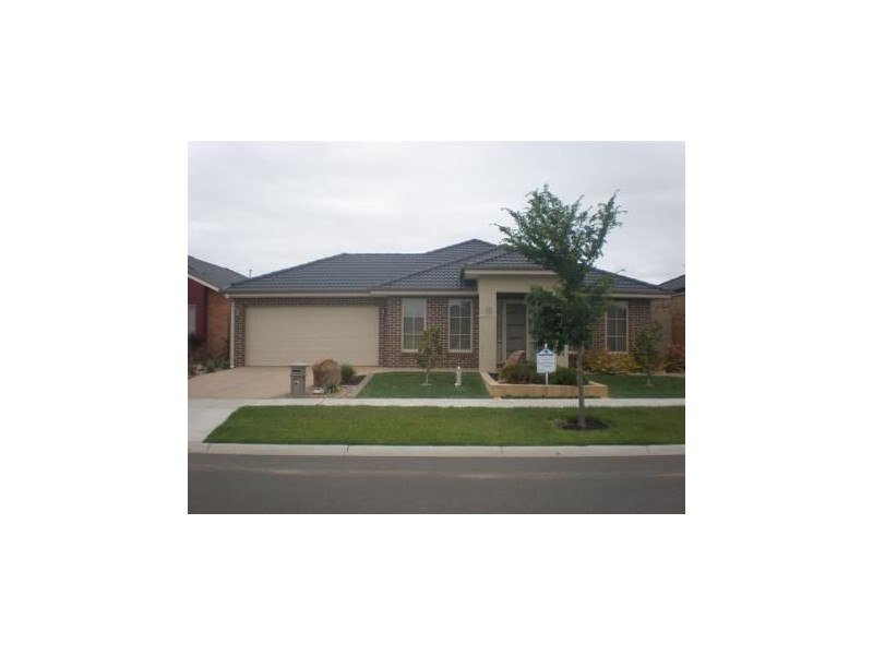 10 Gladys Court, Berwick VIC 3806