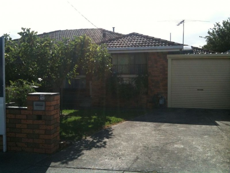 2/1803 Dandenong Road, Oakleigh East VIC 3166