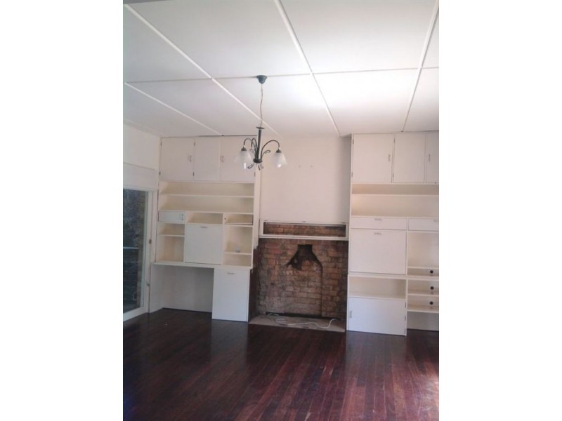 11 Avondale Grove, Mount Waverley VIC 3149