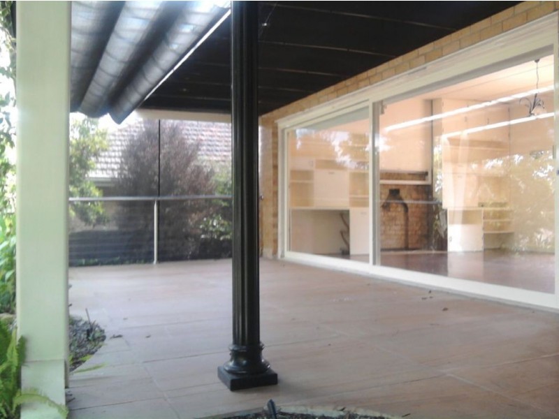 11 Avondale Grove, Mount Waverley VIC 3149