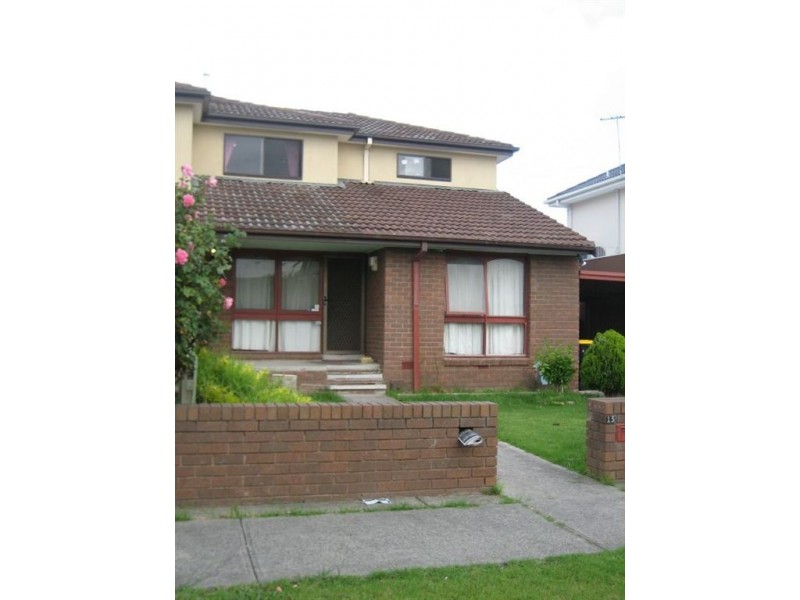 4/15 Oakes Avenue, Clayton South VIC 3169