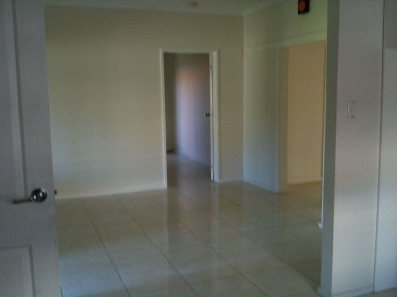 27 Prince Charles Street, Clayton VIC 3168