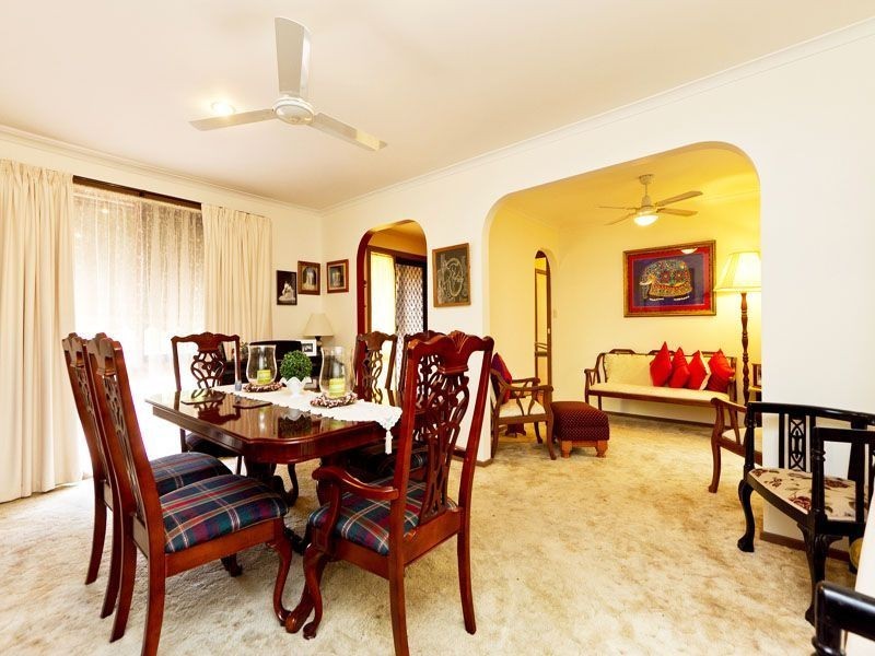 39 Tarago Crescent, Clayton South VIC 3169