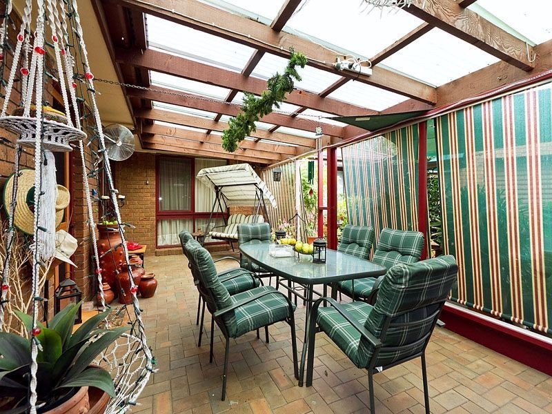 39 Tarago Crescent, Clayton South VIC 3169