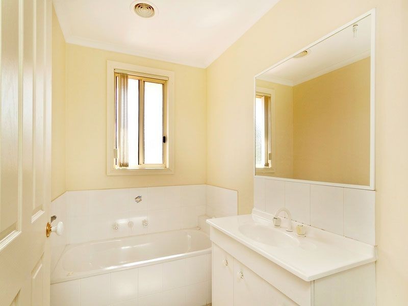 1/44 Marshall Avenue, Clayton VIC 3168