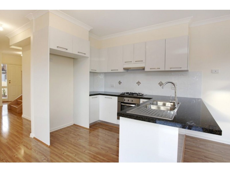 2/12 Atlantic Street, Clayton VIC 3168