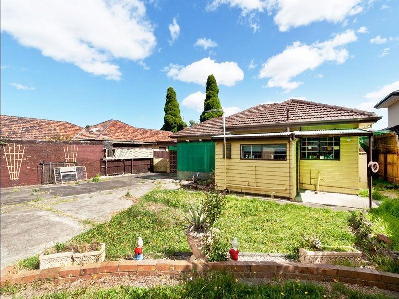 52 Glenbrook Avenue, Clayton VIC 3168