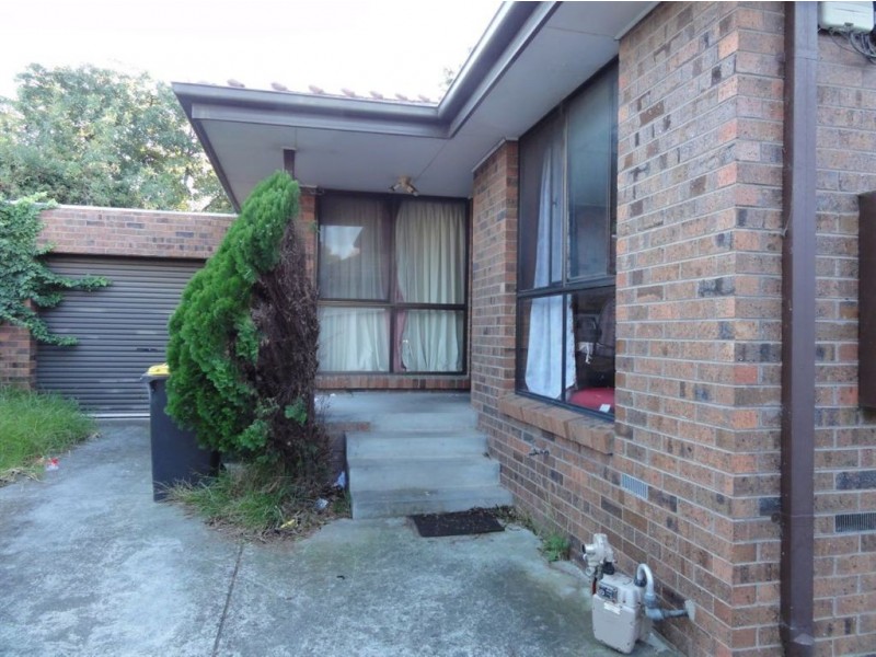 2/13 Irwin Street, Clayton VIC 3168