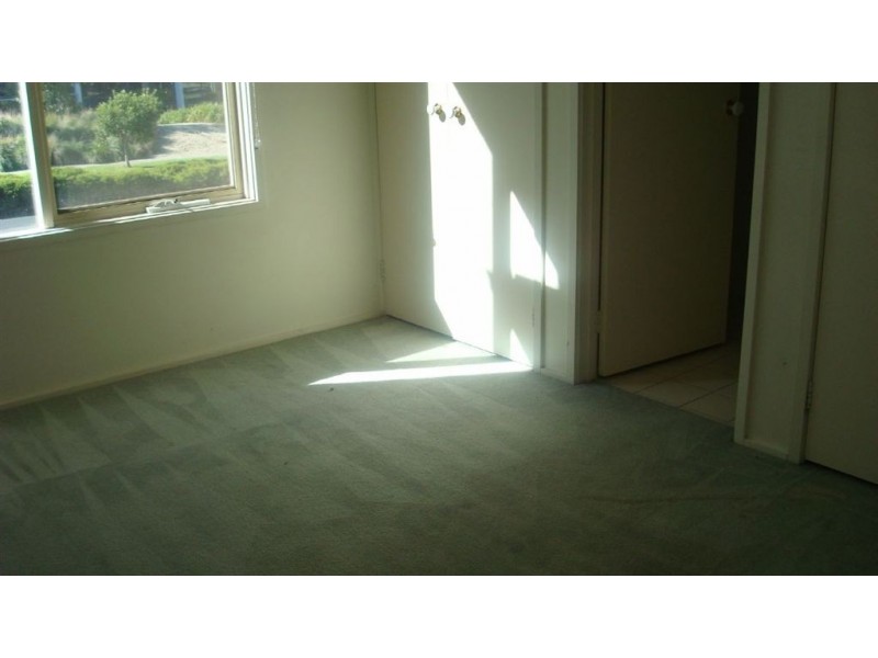 8 Kings Court, Oakleigh East VIC 3166