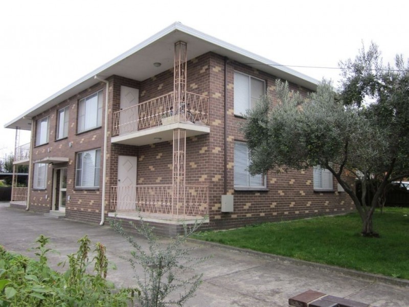 1/9 Panorama Street, Clayton VIC 3168