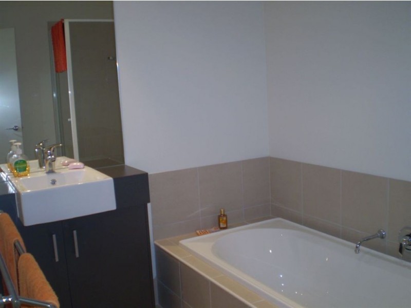 6 Lords Lane, Officer VIC 3809