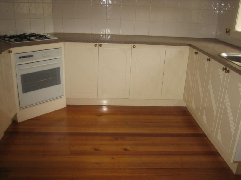 2/12 Funston Street, Berwick VIC 3806