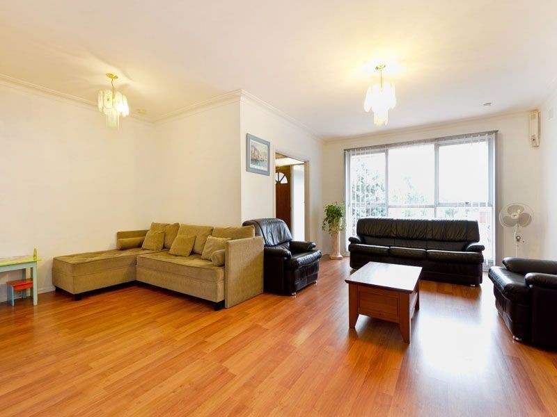 28 Kingswood Avenue, Mount Waverley VIC 3149