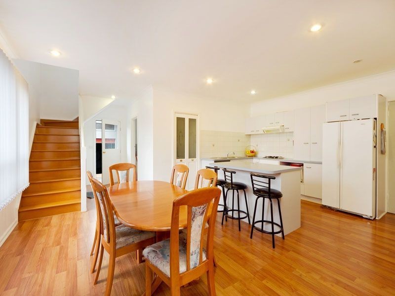 28 Kingswood Avenue, Mount Waverley VIC 3149