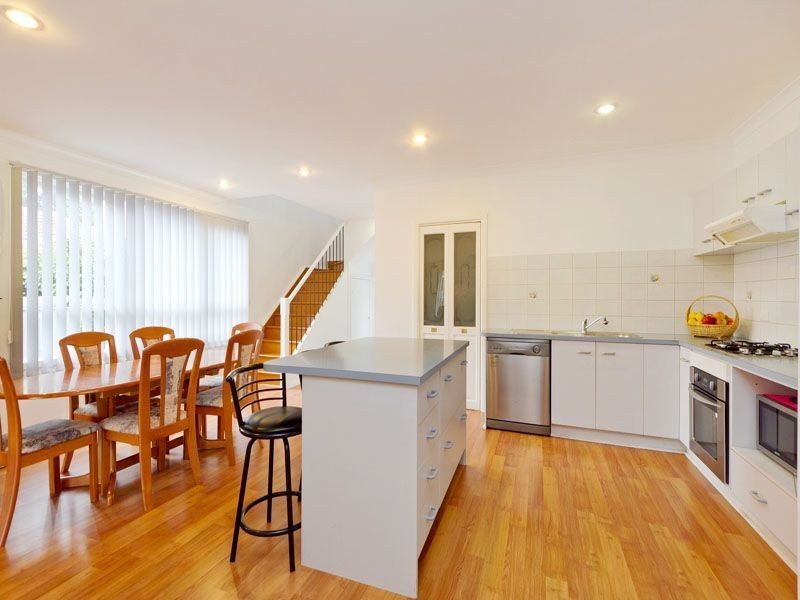 28 Kingswood Avenue, Mount Waverley VIC 3149