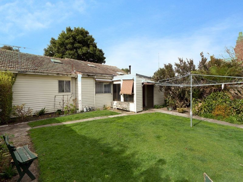 63 Kionga Street, Clayton VIC 3168