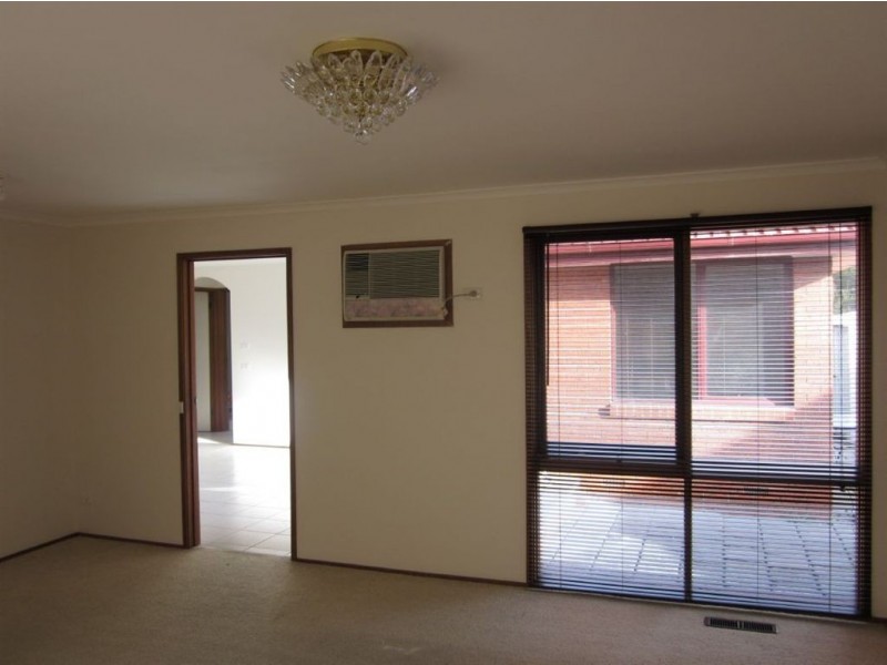 26 MURCHISON CRESCENT, Clayton South VIC 3169