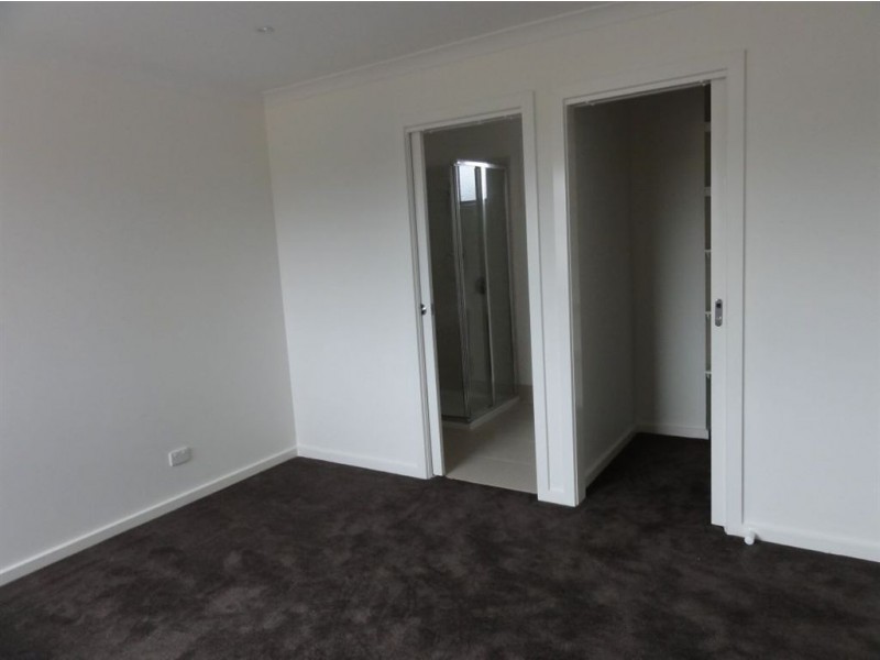 2/314 Warrigal Road, Oakleigh South VIC 3167