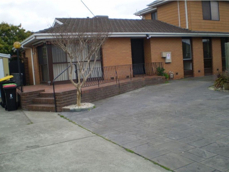 1/17 Barringun Crescent, Clayton South VIC 3169