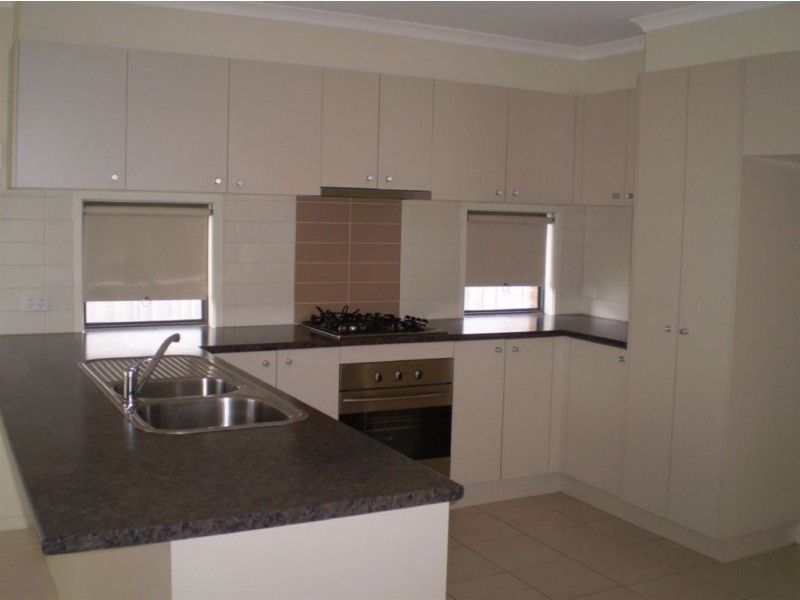 46a Golf Links Road, Berwick VIC 3806