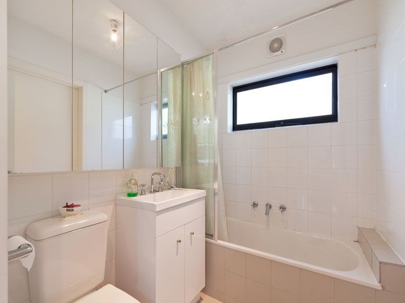 6/1 Monash Green Drive, Clayton VIC 3168